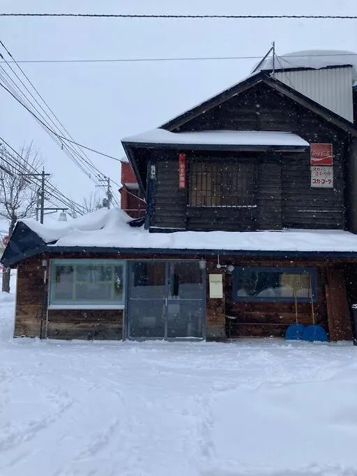 宿泊×編集事務所×土産物店「あさひかわ編集室」 Asahikawa Apartment